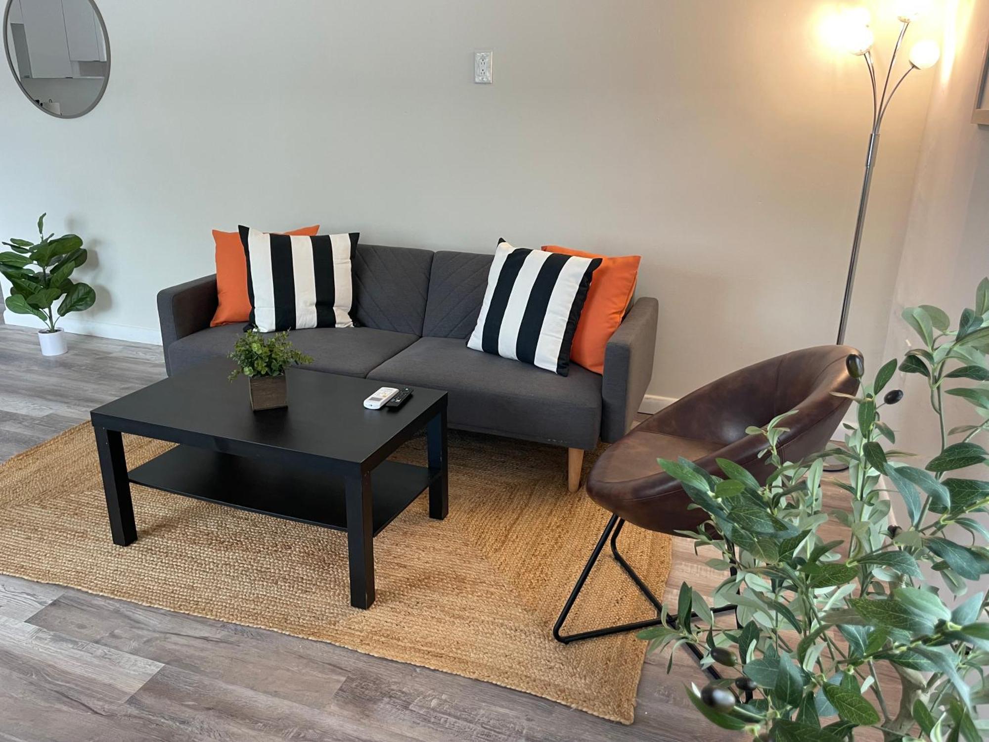 Fully Equipped Apartments With Parking Near Cocowalk Майами Экстерьер фото